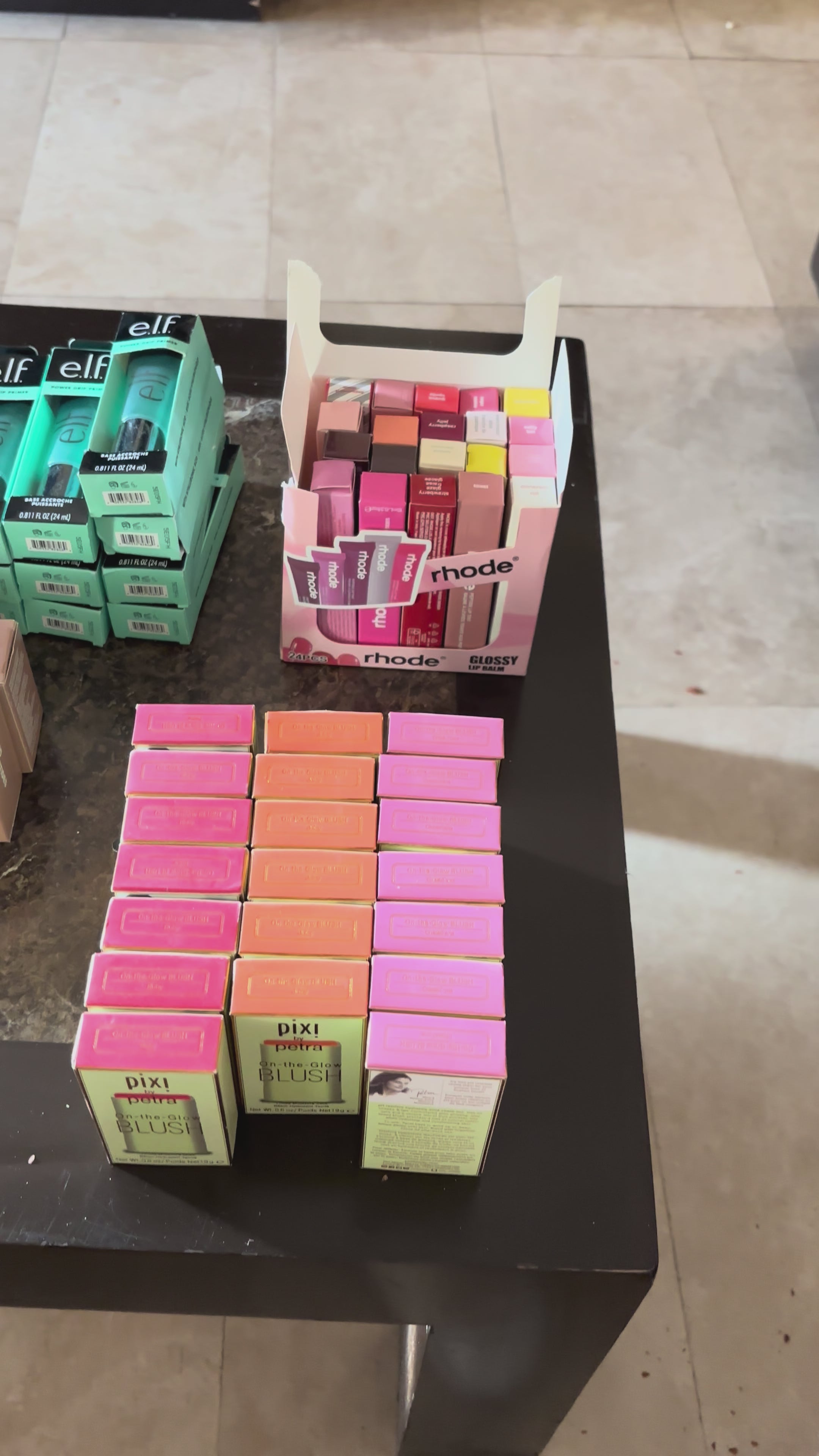 Pack de Mayoreo Premium – Caja de Maquillaje Tendencia (10 Piezas Seleccionadas)
